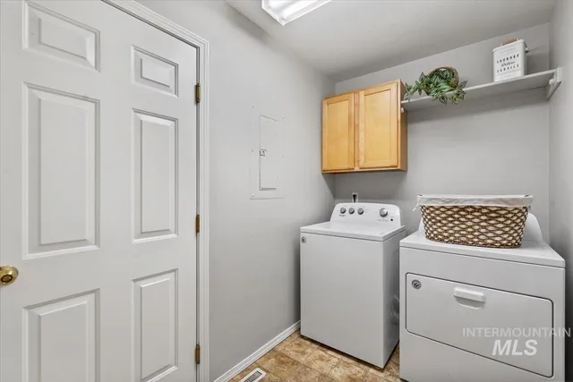 $474,900 | 6624 West Plantation Lane, Garden City, ID 83714