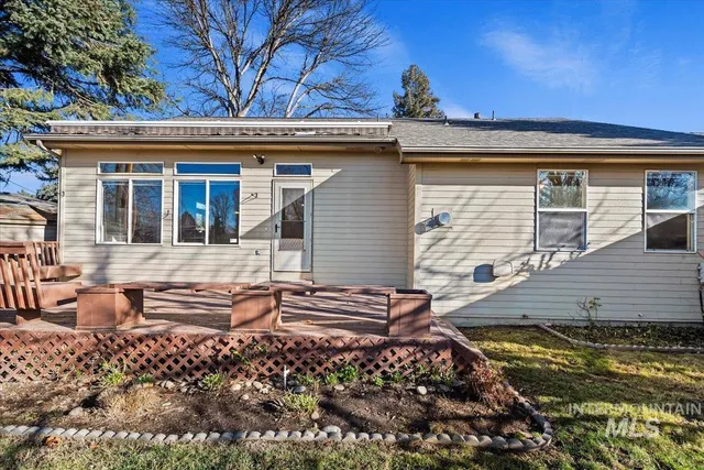 $474,900 | 6624 West Plantation Lane, Garden City, ID 83714