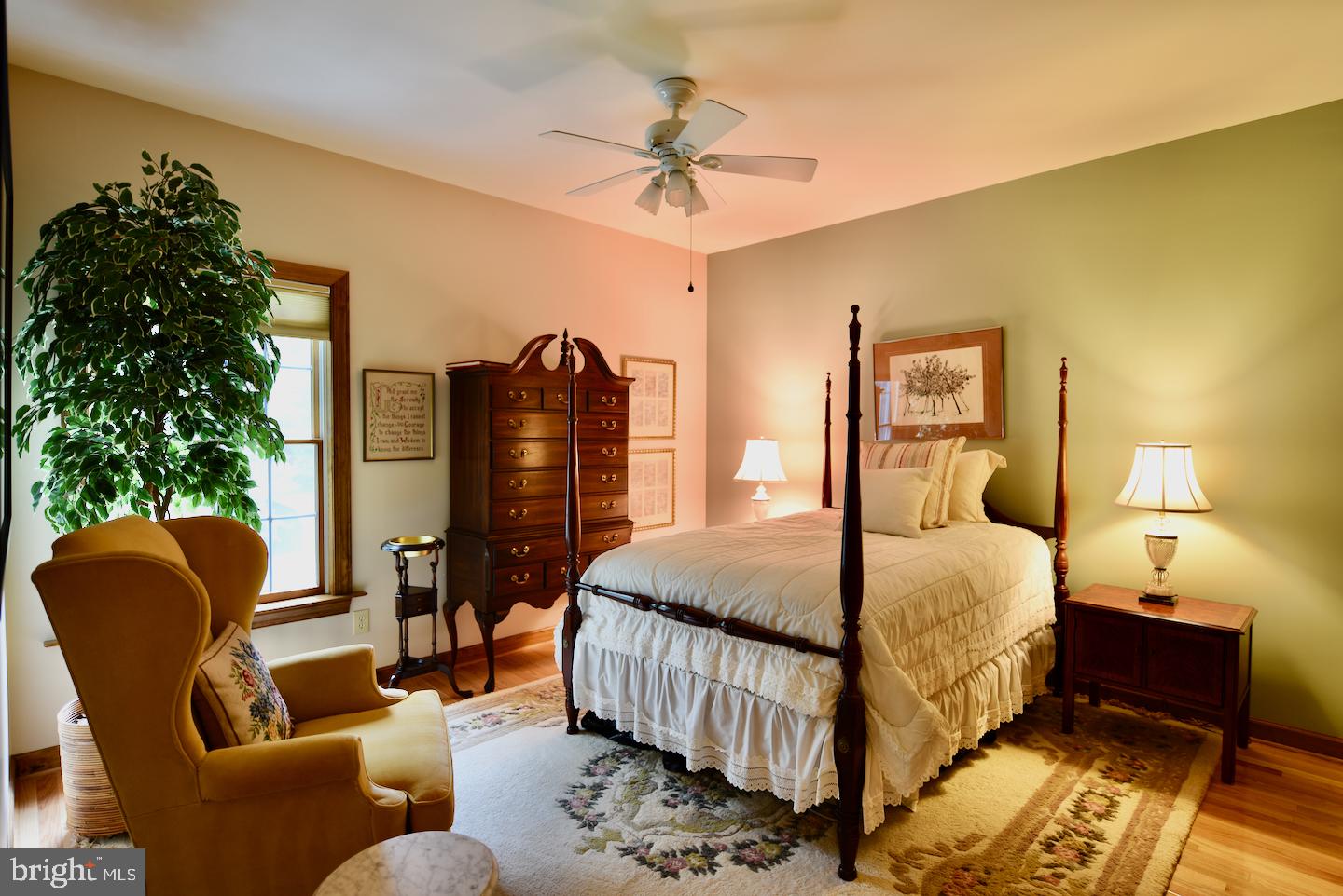 265 Grandview Road Washington, VA 22747 - Photo 17 of 30 Bedroom 2 of 4