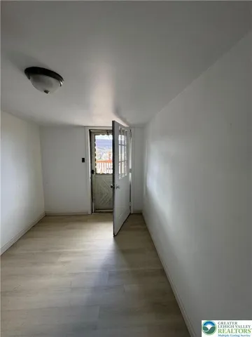 $1,025 | 2 West Market Street, Unit 4 3, Gratz, PA 17030