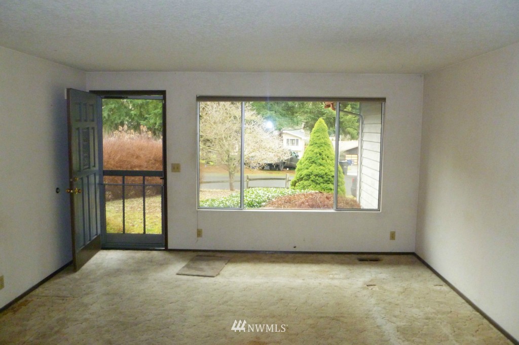 1224 205th Street Southeast Bothell, WA 98012 - Photo 2 of 11 Gallery Image 2