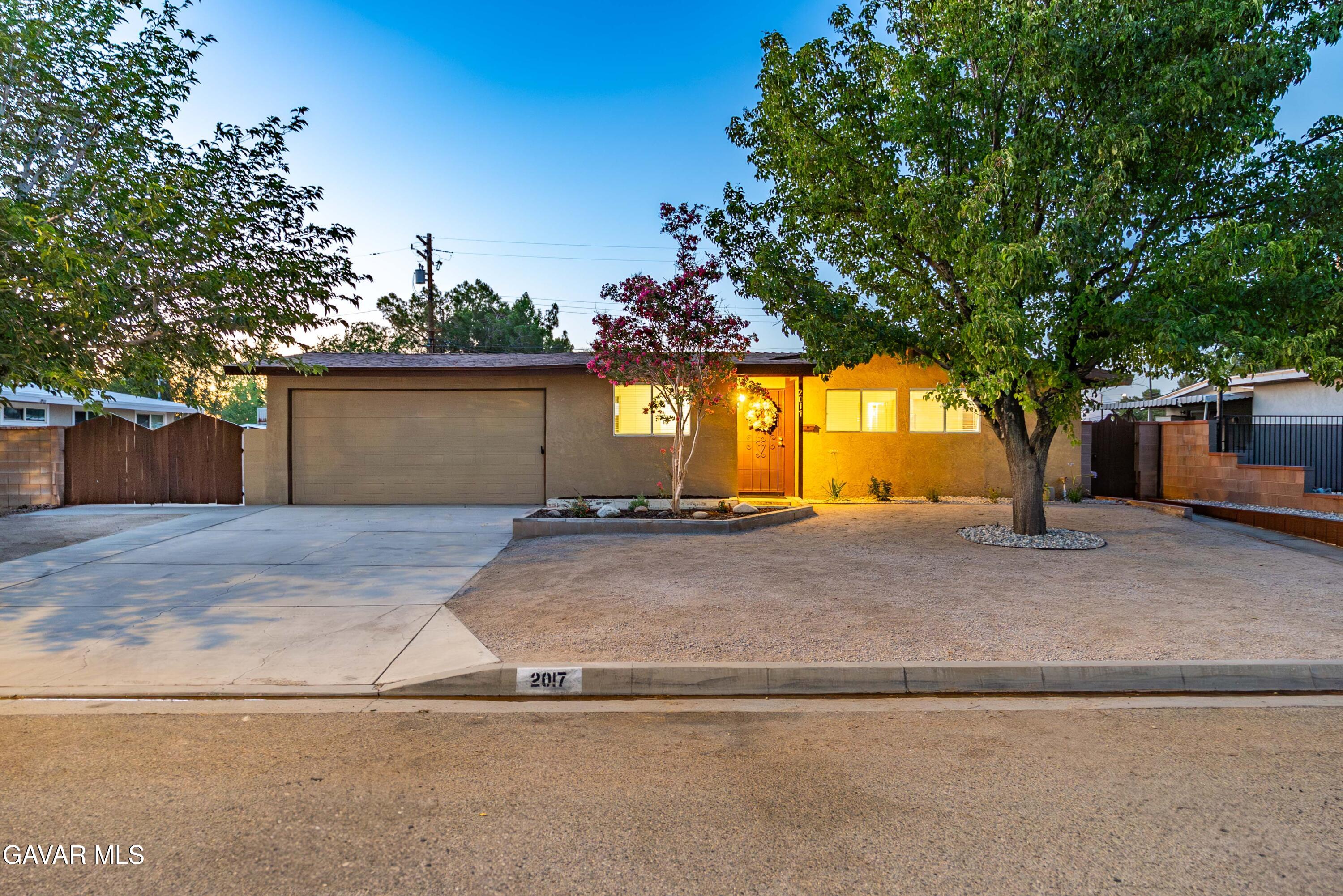 2017 West Newgrove St  