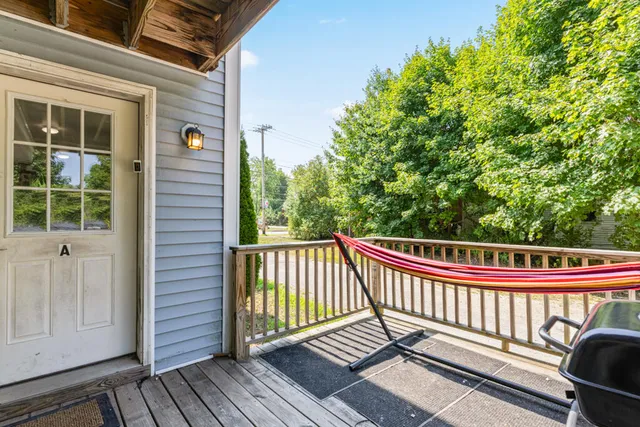 $750,000 | 25 Main Street, Gray, ME 04039