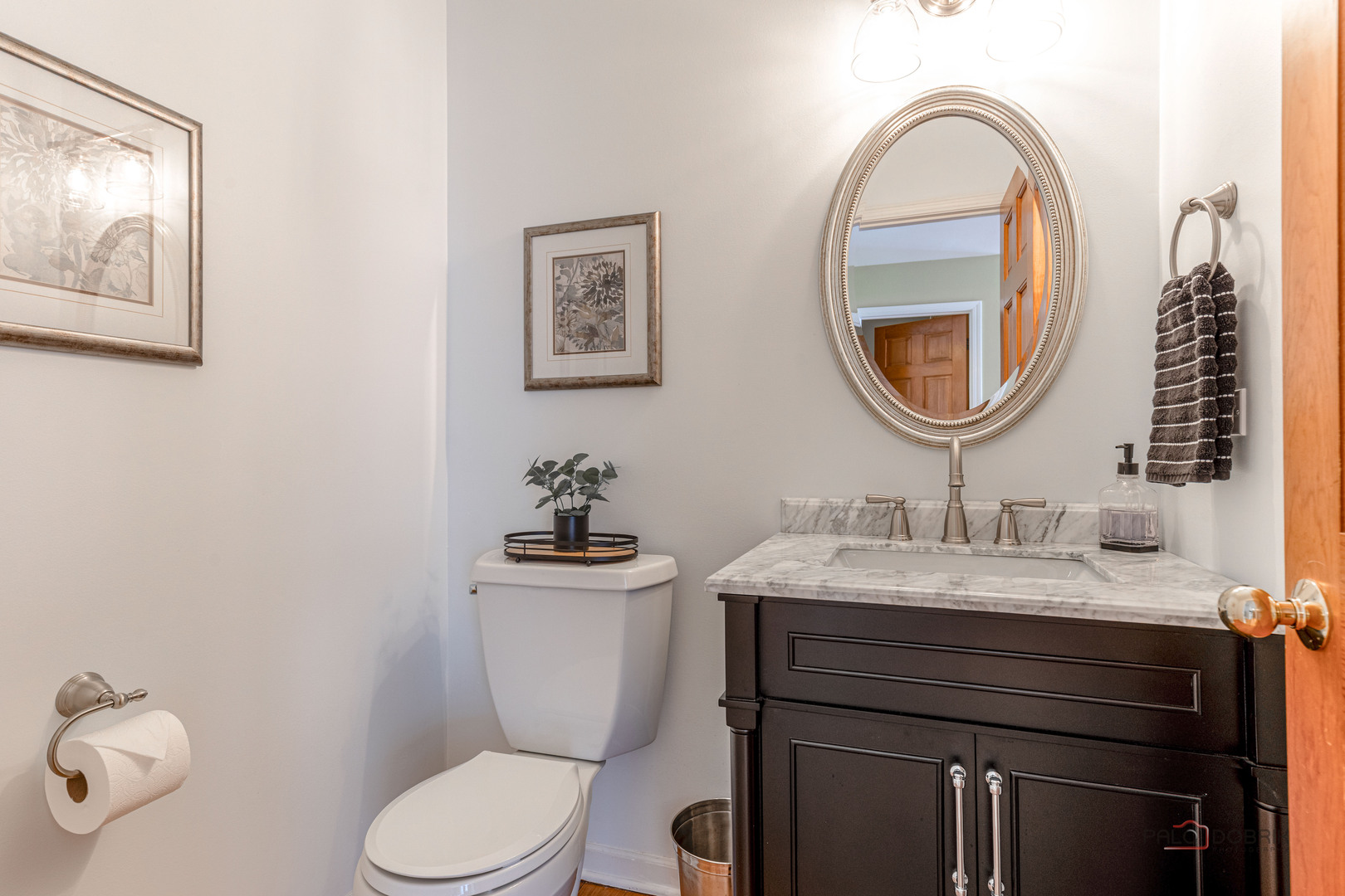 1317 Liverpool Lane Mundelein, IL 60060 - Photo 20 of 53