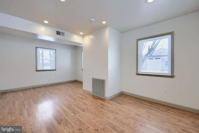 $279,900 | 9 Dixie Drive, Red Lion, PA 17356