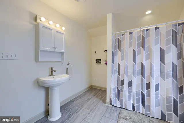 $279,900 | 9 Dixie Drive, Red Lion, PA 17356