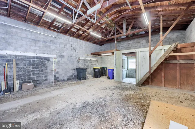 $279,900 | 9 Dixie Drive, Red Lion, PA 17356