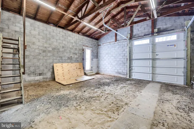 $279,900 | 9 Dixie Drive, Red Lion, PA 17356