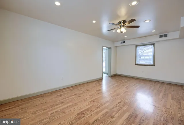 $279,900 | 9 Dixie Drive, Red Lion, PA 17356