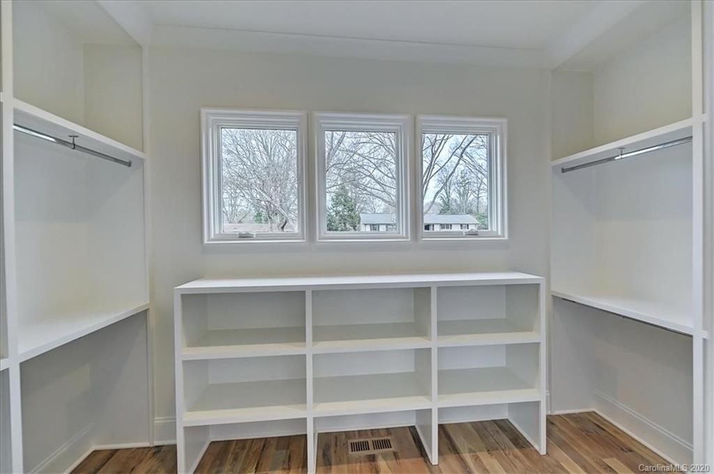 501 Lansdowne Road Charlotte, NC 28270 - Photo 23 of 46 Gallery Image 23