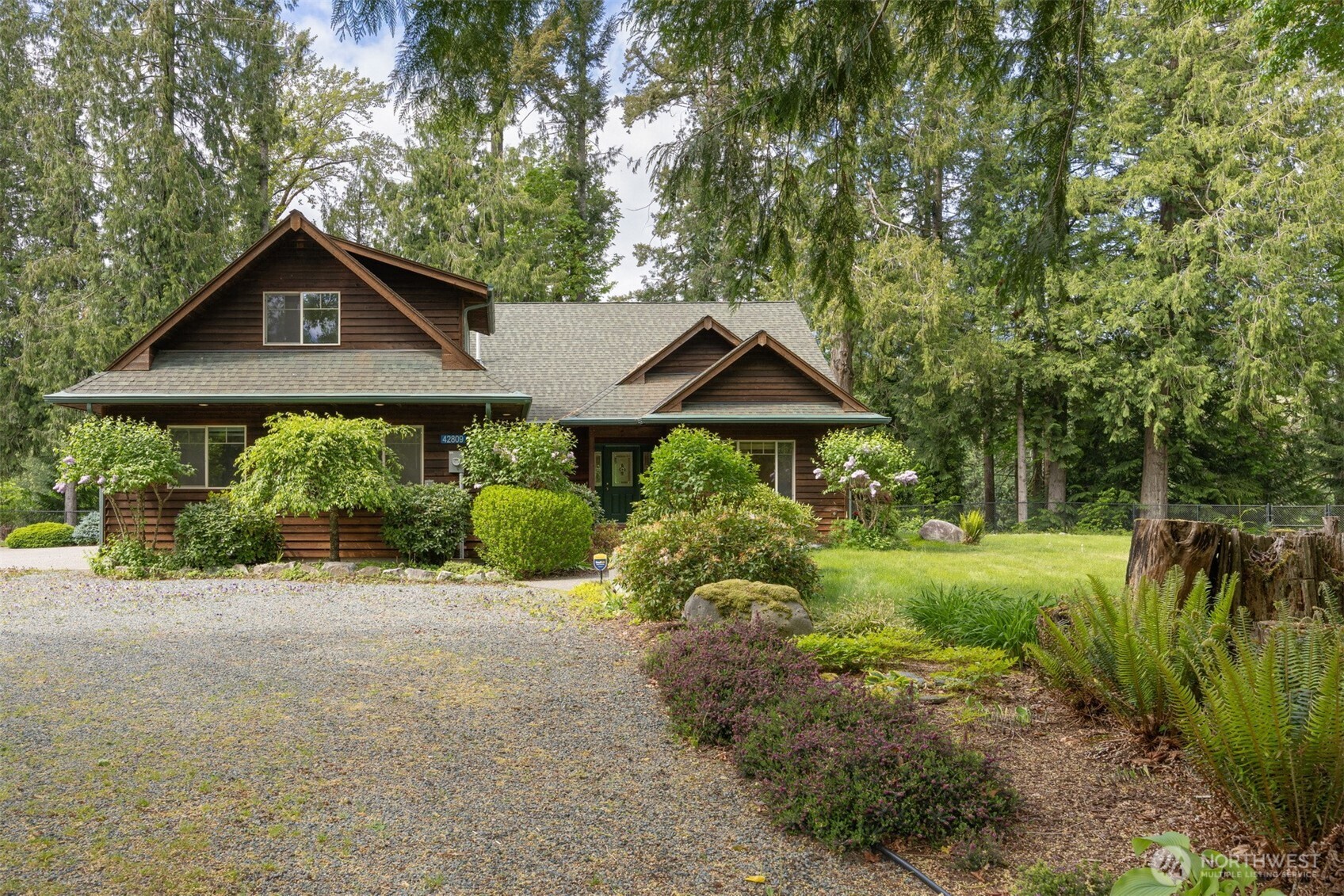 42885 Rivers Edge Court Concrete, WA 98237 - Photo 4 of 40 Gallery Image 4