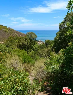 $19,450,000 | 6734 Zumirez Drive, Malibu, CA 90265