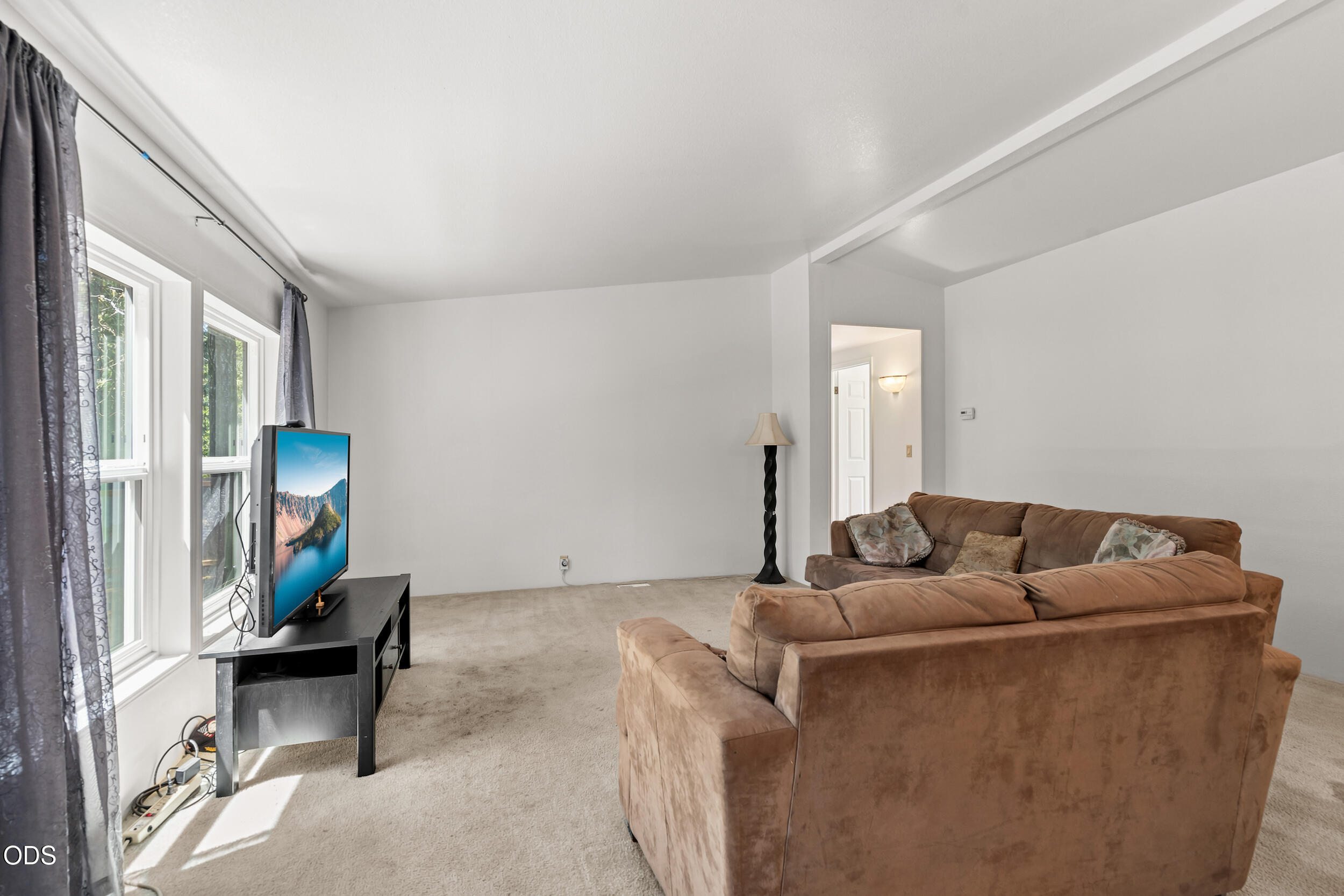 505 Udee Road O'Brien, OR 97534 - Photo 8 of 52