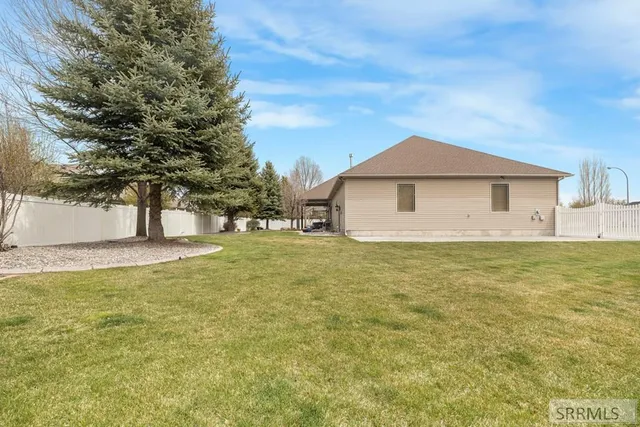 $795,000 | 6111 Bay Hill Drive, Idaho Falls, ID 83401