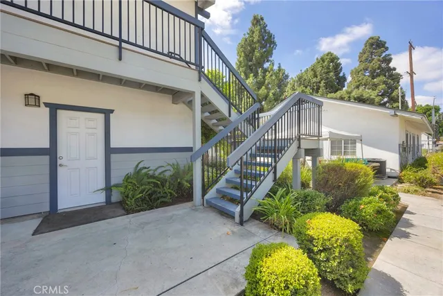 $1,099,000 | 7602-7604 Pickering Avenue, Whittier, CA 90602