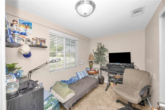 $1,099,000 | 7602-7604 Pickering Avenue, Whittier, CA 90602