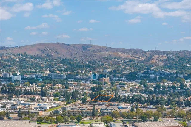 $1,099,000 | 7602-7604 Pickering Avenue, Whittier, CA 90602