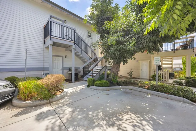 $1,099,000 | 7602-7604 Pickering Avenue, Whittier, CA 90602