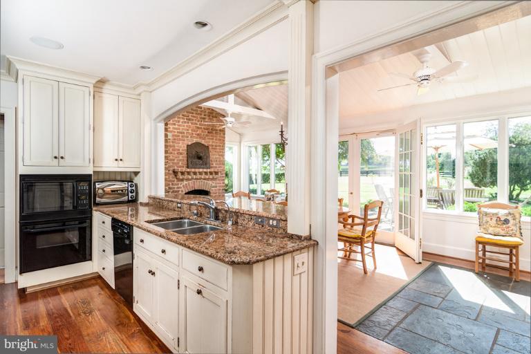1769 Zulla Road Middleburg, VA 20117 - Photo 10 of 30 Kitchen