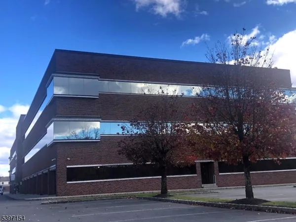 $4,250 | 16 Pocono Road, Unit 214, Denville, NJ 07834