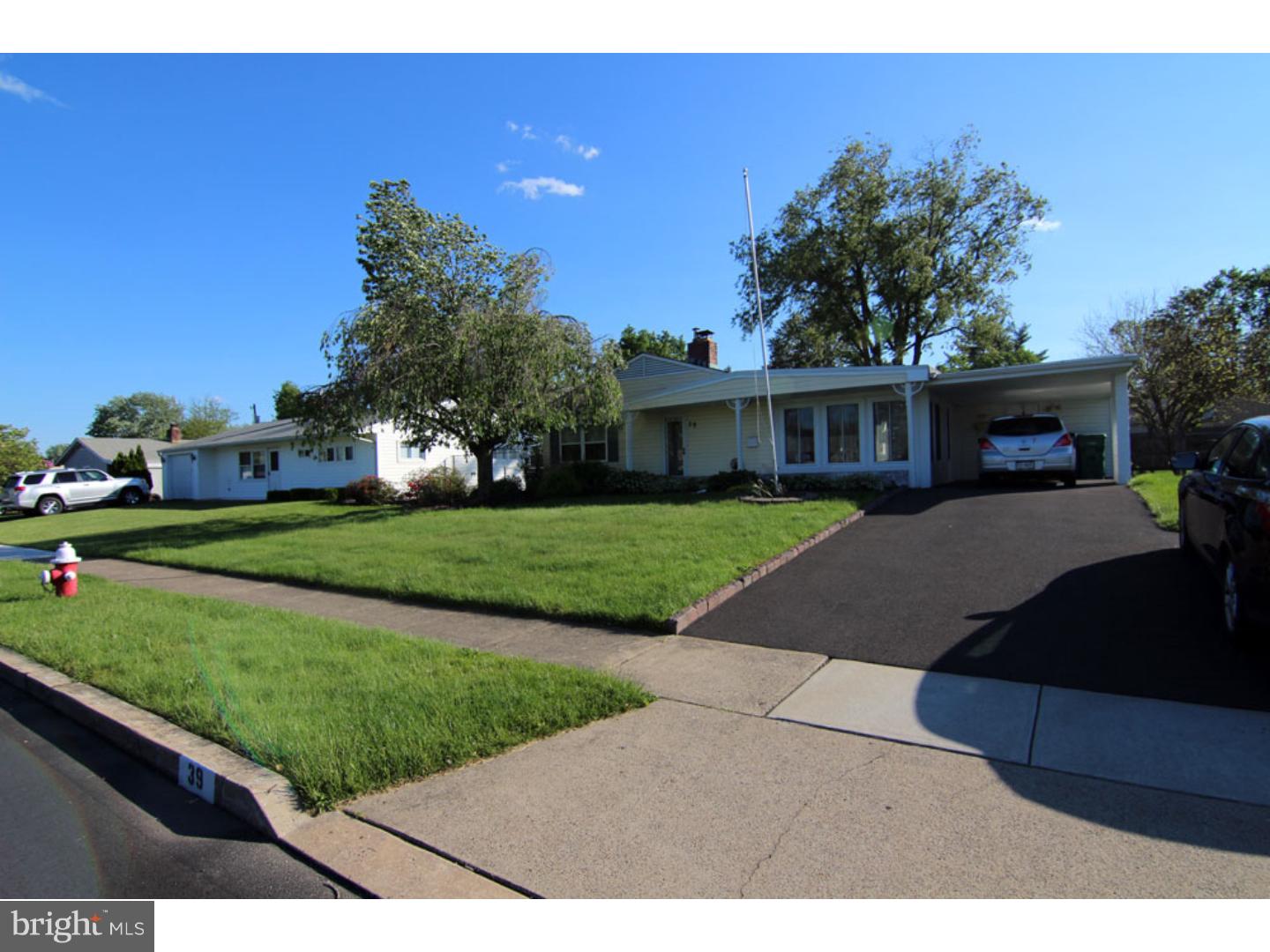 39 Beechtree Road Levittown, PA 19057 - Photo 1 of 15 Exterior Front