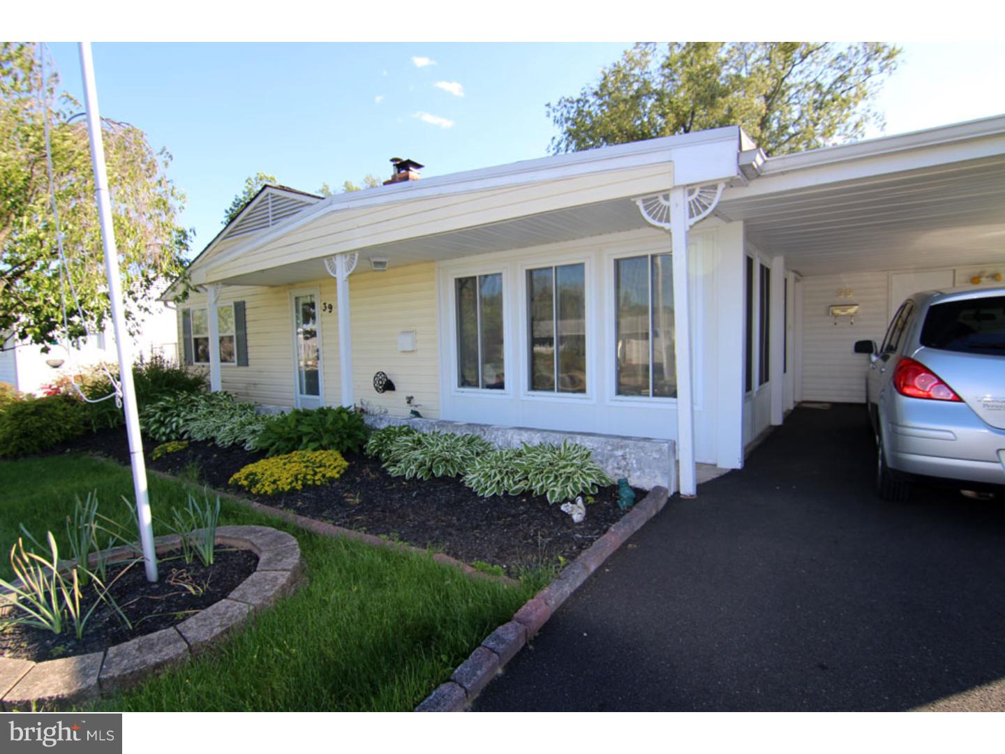 39 Beechtree Road Levittown, PA 19057 - Photo 2 of 15 Exterior Front