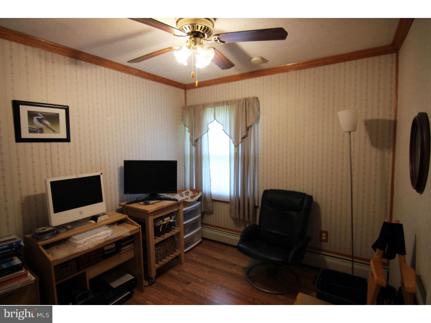 39 Beechtree Road Levittown, PA 19057 - Photo 8 of 15 Bedroom