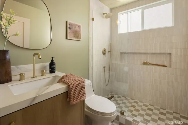 $2,299,000 | 872 Liard Place, Costa Mesa, CA 92626