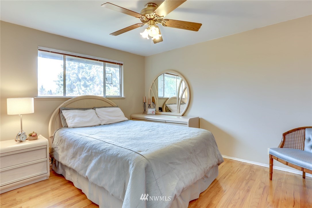 2133 Edmonds Avenue Northeast Renton, WA 98056 - Photo 13 of 20