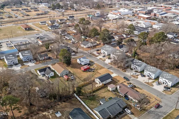 $3,400,000 | 207 North Sellers Street, Selma, NC 27576