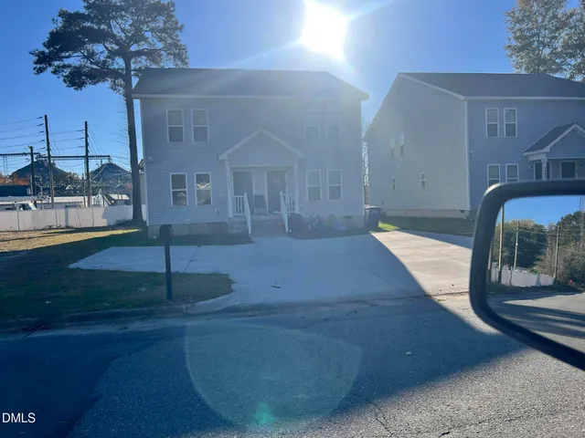 a view of a lobby area