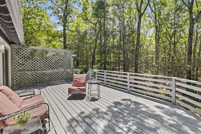 $799,000 | 40 Northwoods Road, Saugerties, NY 12477