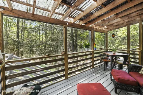 $799,000 | 40 Northwoods Road, Saugerties, NY 12477