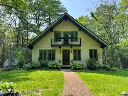 $799,000 | 40 Northwoods Road, Saugerties, NY 12477