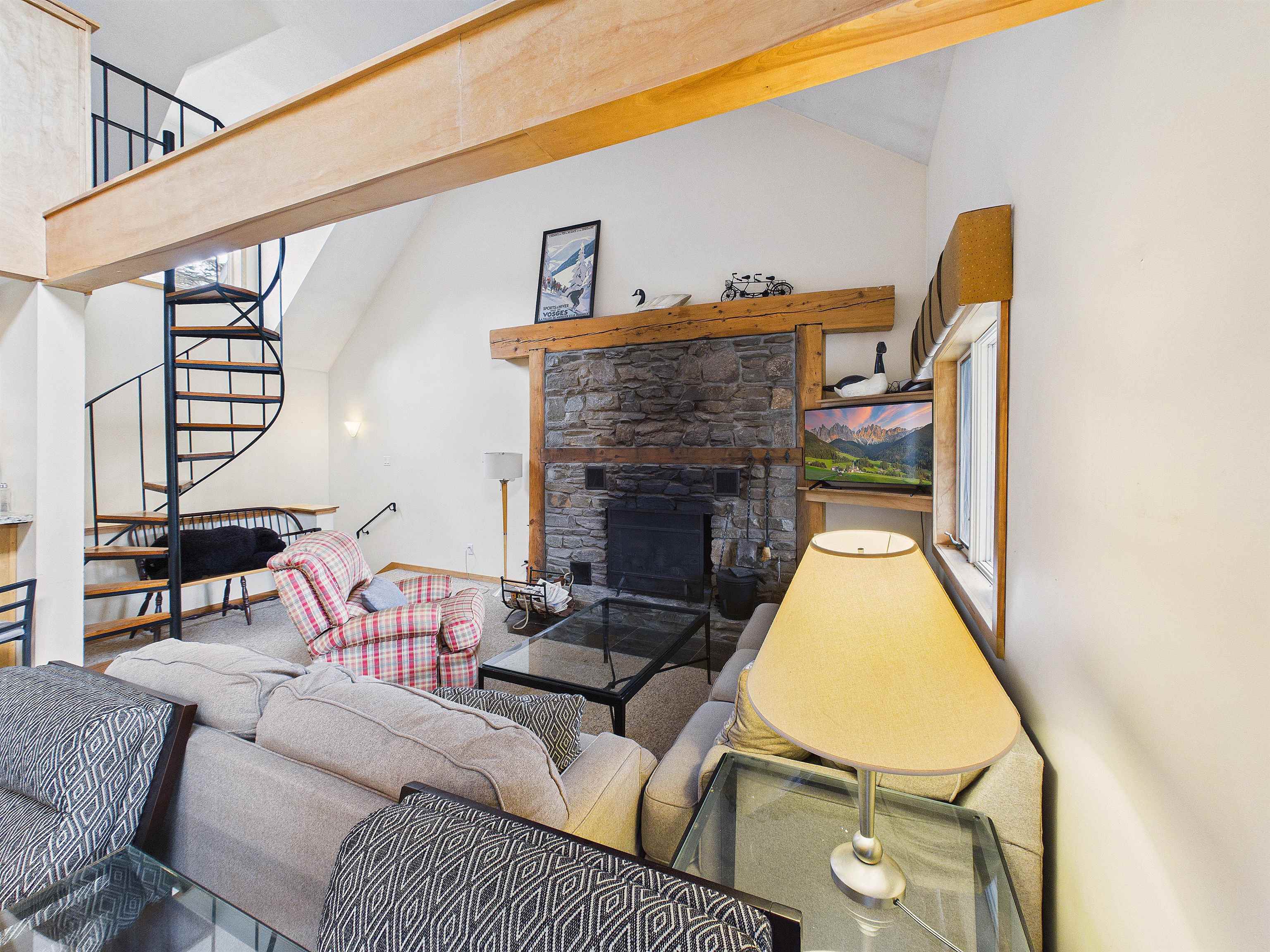 105 Northbrook, Unit A2 Killington, VT 05751 - Photo 3 of 32