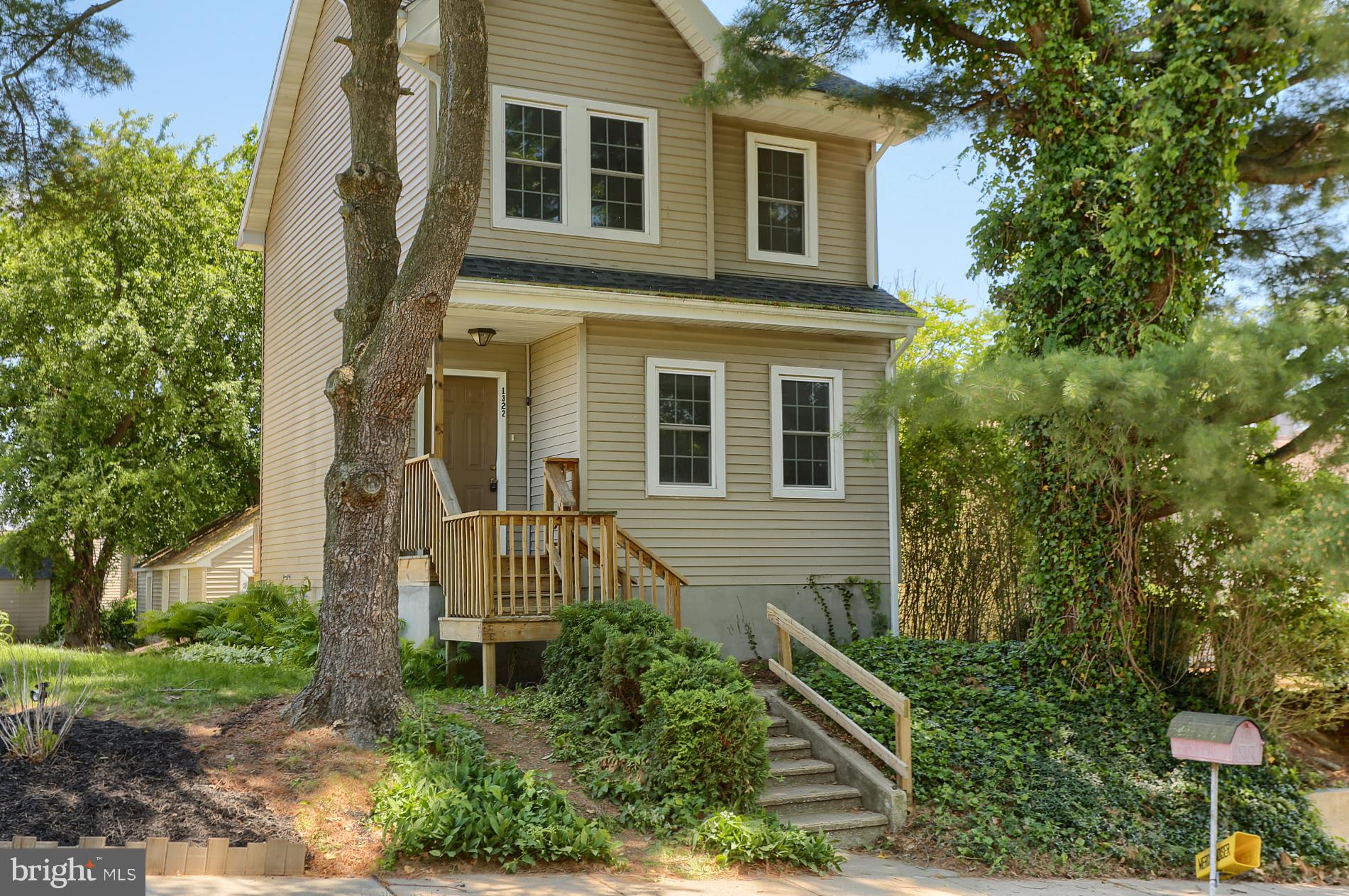 1322 Broadway Boulevard Reading, PA 19607 - Photo 3 of 29 Gallery Image 3