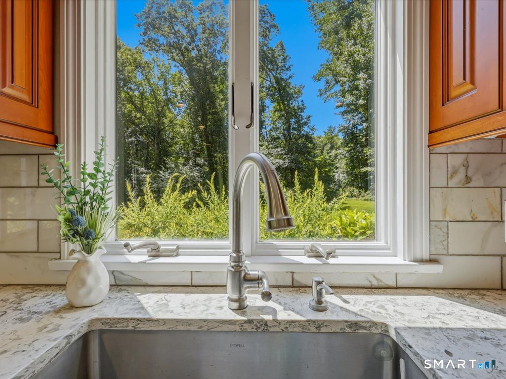 191 Stanavage Road Colchester, CT 06415 - Photo 12 of 39