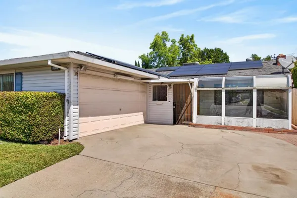 $395,000 | 5204 Schuyler Drive, Carmichael, CA 95608