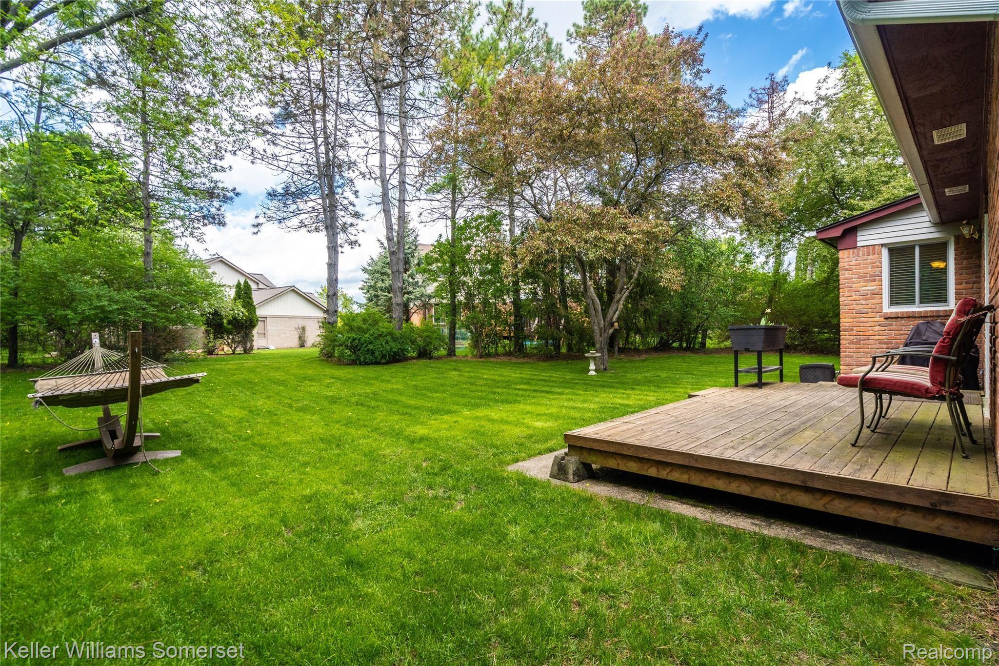 1486 Antler Court Rochester, MI 48309 - Photo 42 of 51 Exteriors 11.jpg