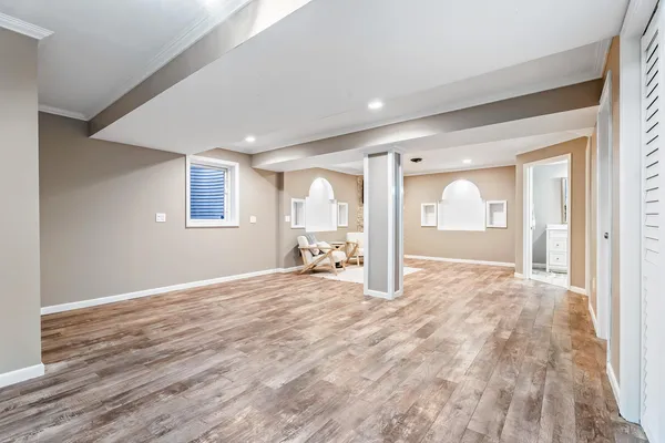 $318,900 | 2725 West 127th Lane, Crown Point, IN 46307