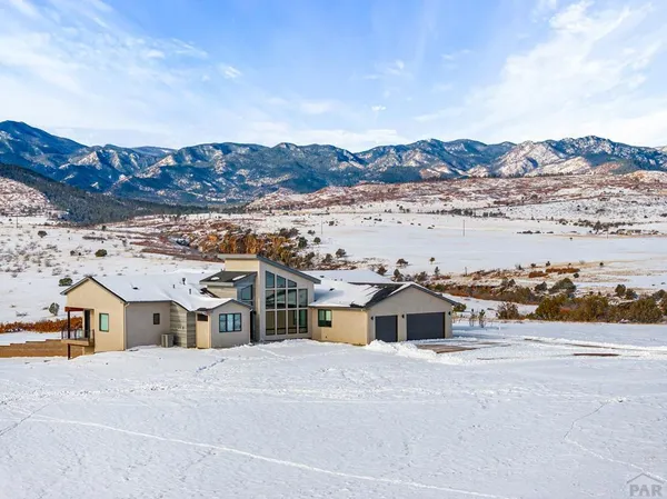 $1,300,000 | 5843 Hart Ranch Drive, Beulah, CO 81023