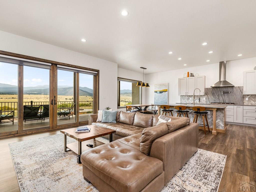 5843 Hart Ranch Drive Beulah, CO 81023 - Photo 10 of 95