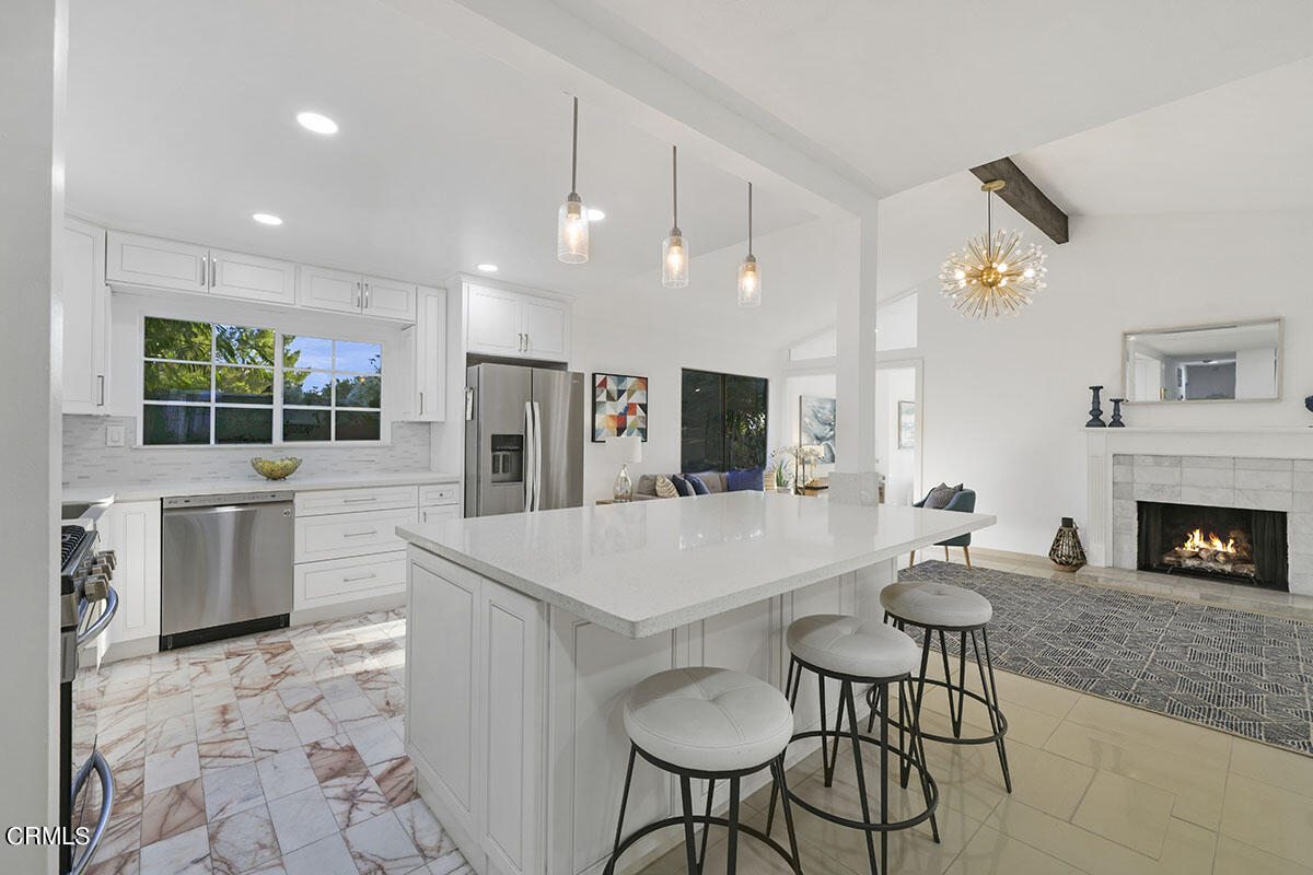 10842 Owens Place Tujunga, CA 91042 - Photo 18 of 68 1I8A9088a