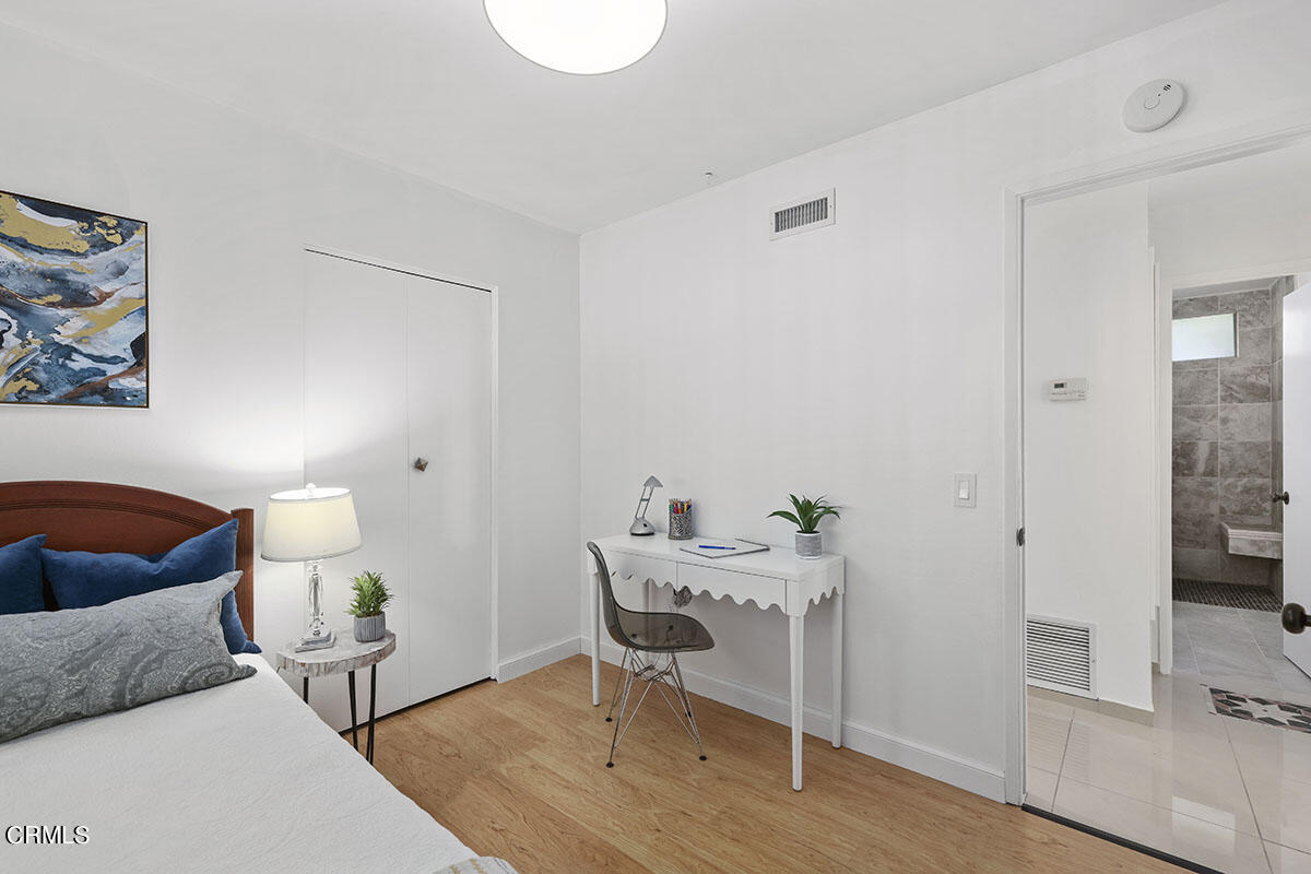 10842 Owens Place Tujunga, CA 91042 - Photo 30 of 68 1I8A8915