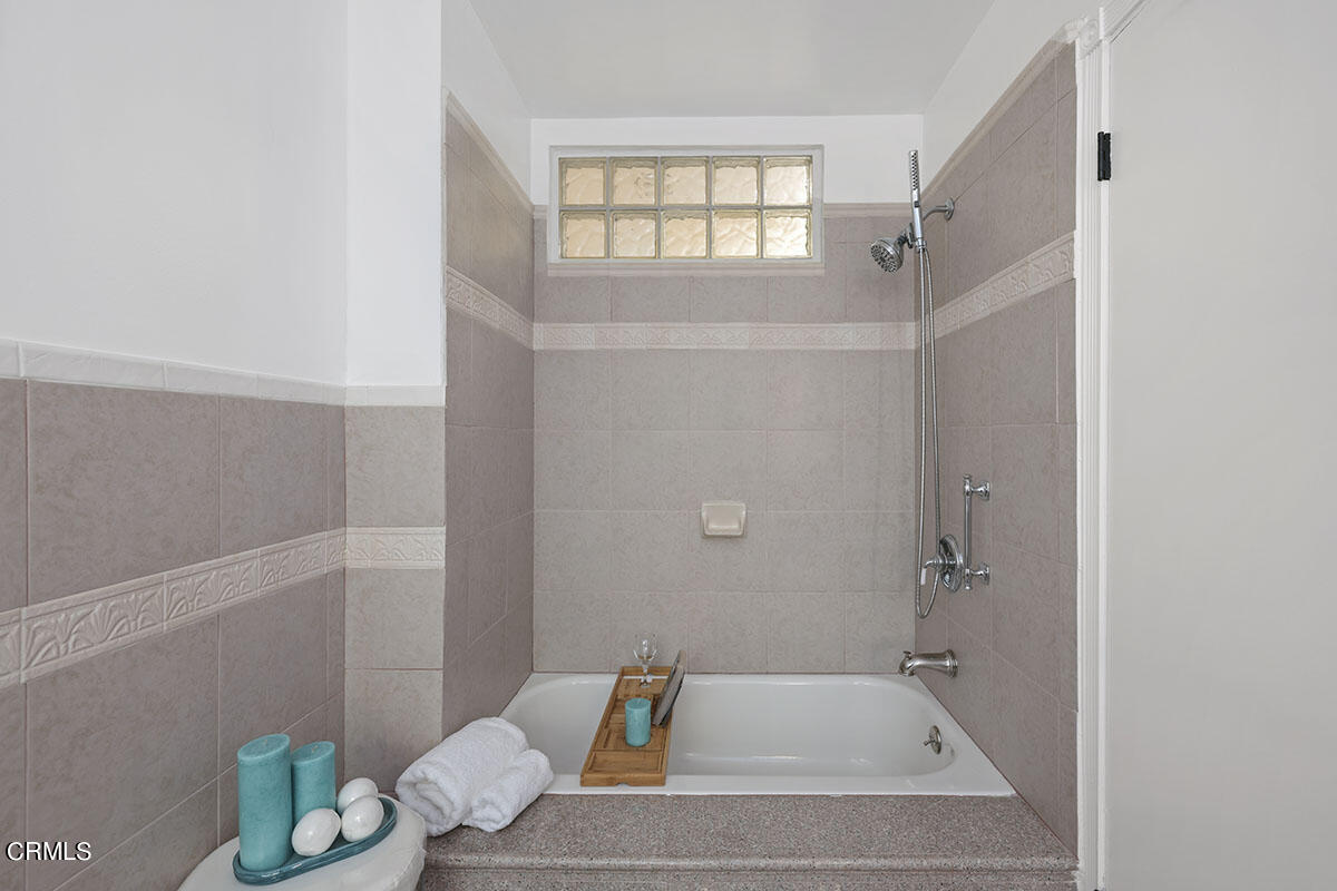 10842 Owens Place Tujunga, CA 91042 - Photo 37 of 68 1I8A8986