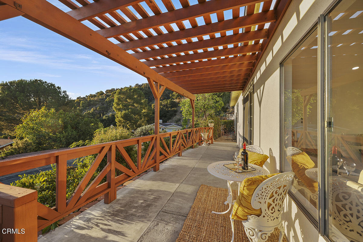 10842 Owens Place Tujunga, CA 91042 - Photo 39 of 68 1I8A9149