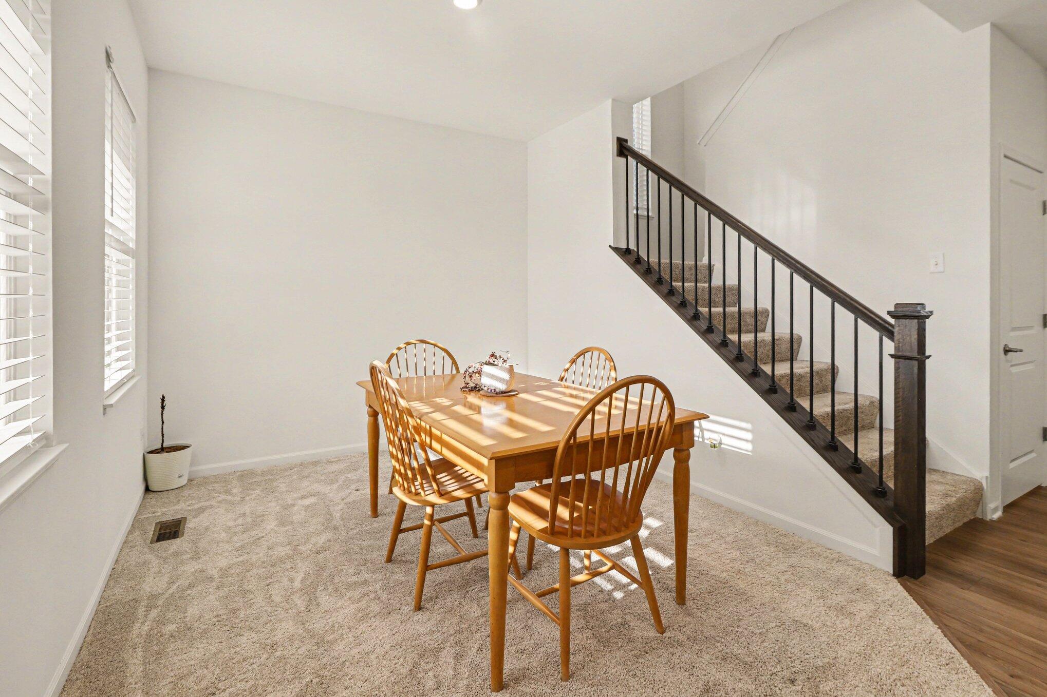 11211 Green Place Winfield, IN 46307 - Photo 13 of 31 2038x1358