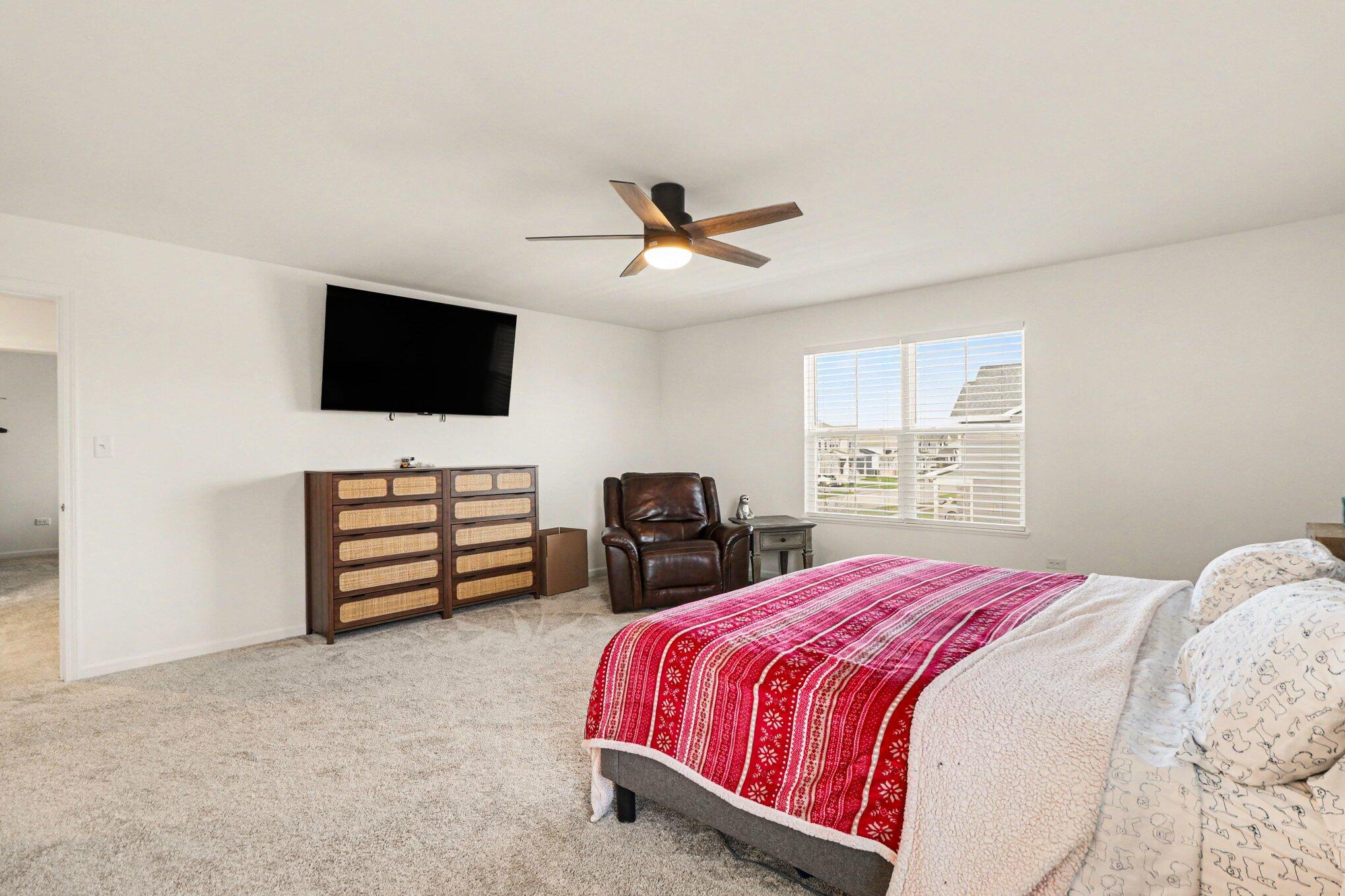 11211 Green Place Winfield, IN 46307 - Photo 27 of 31 2038x1358