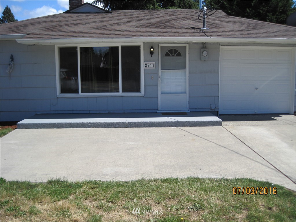8217 Custer Road Southwest Lakewood, WA 98499 - Photo 1 of 20