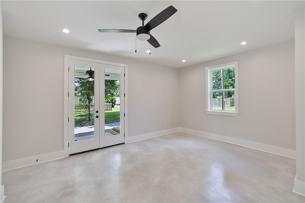 218 North Jackson Street Covington, LA 70433 - Photo 3 of 16